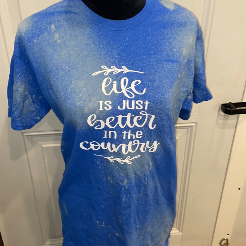 Life is just better in the country medium Gildan shirt brand new handmade
